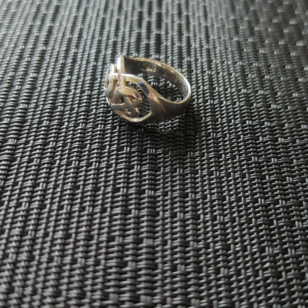 Sterling Silver Ring Size 5.5. - Picture 3 of 6